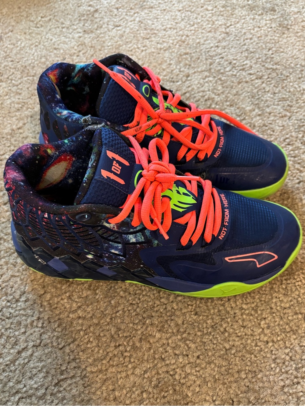 Men’s Navy Galaxy Basketball Shoes with Neon Pink Laces and Lime Sole